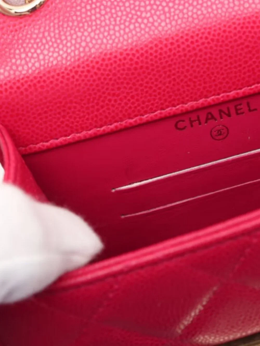 Chanel CC Logo Matelasse Caviar Skin Chain Phone Case Bag Hot Pink - Picture 9 of 9